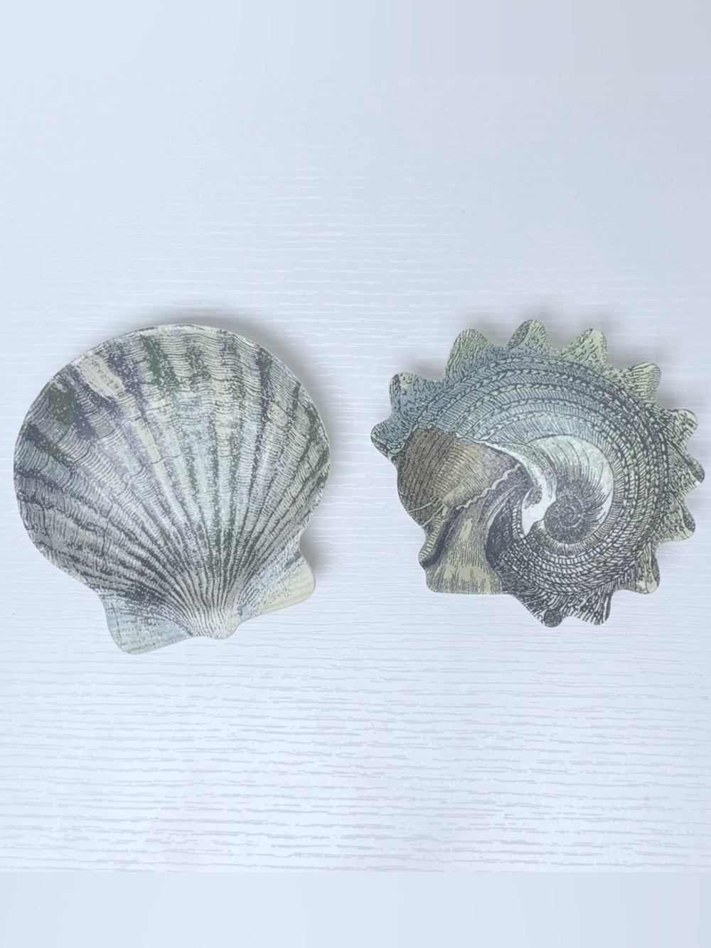Set of 2 Melamine Shell Figural Mini Bowls
- Threshold ™ with Studio McGee